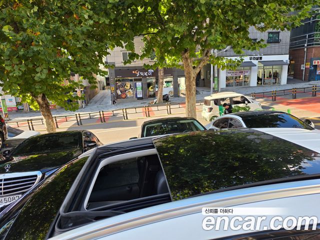 Mercedes-Benz GLC-Class 2019 — photo 17