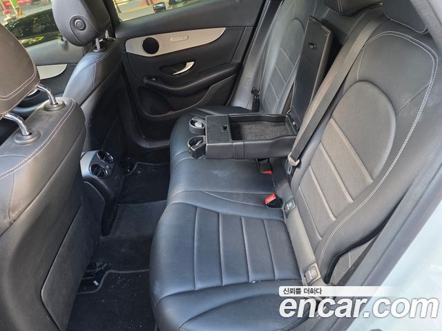 Mercedes-Benz GLC-Class 2019 — photo 19