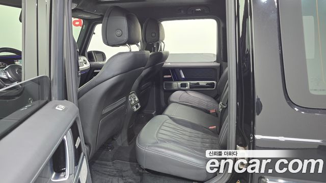 Mercedes-Benz G-Class 2021 — photo 11