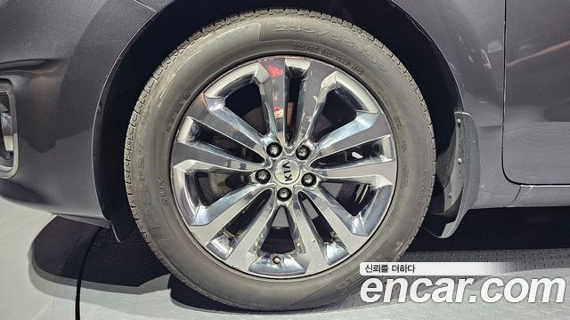 Kia Canival 2018 — photo 5