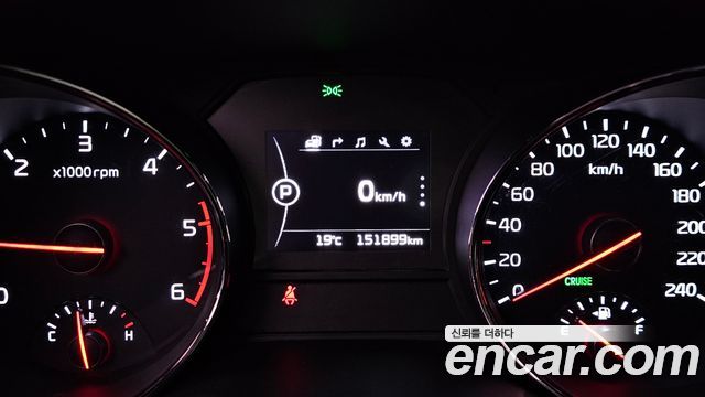 Kia Canival 2018 — photo 11
