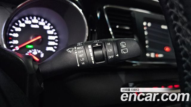 Kia Canival 2018 — photo 21