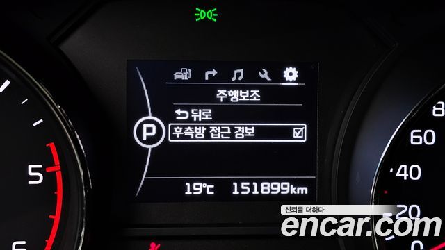 Kia Canival 2018 — photo 26