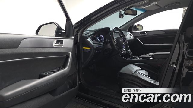 Hyundai Sonata 2018 — photo 13