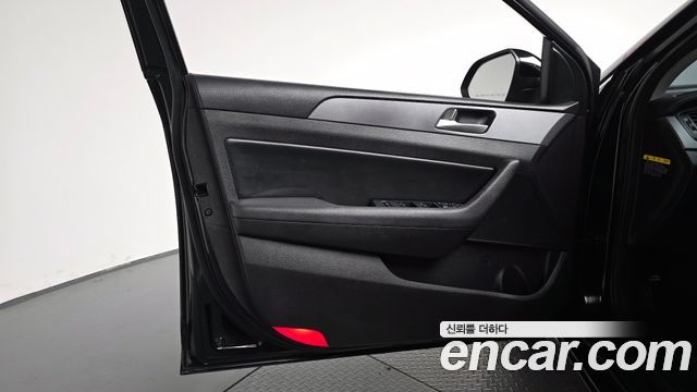 Hyundai Sonata 2018 — photo 14