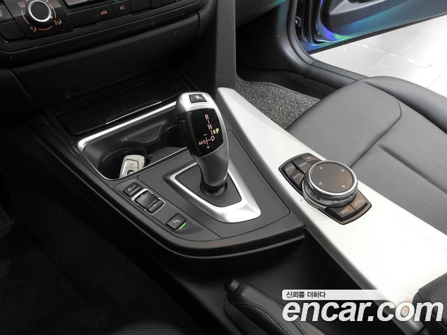 BMW 3-Series 2015 — photo 9