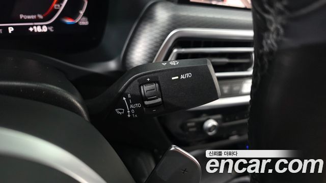 BMW X4 2023 — photo 28