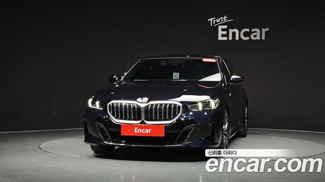BMW 5-Series 2025 — photo 3