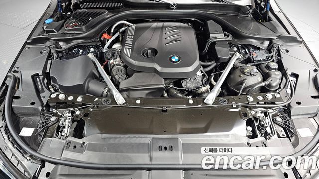 BMW 5-Series 2025 — photo 6
