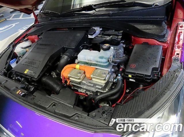Hyundai Ioniq 2020 — photo 19