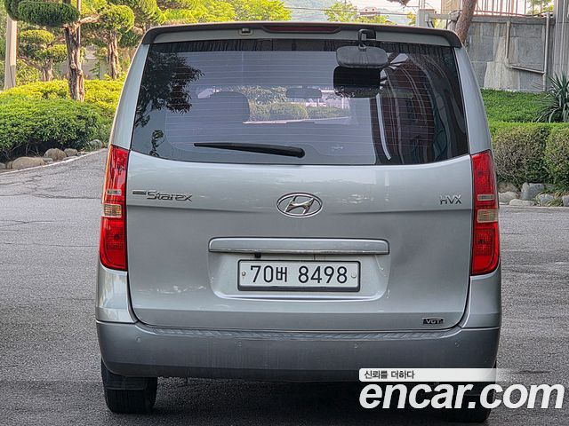 Hyundai Starex 2011 — photo 4