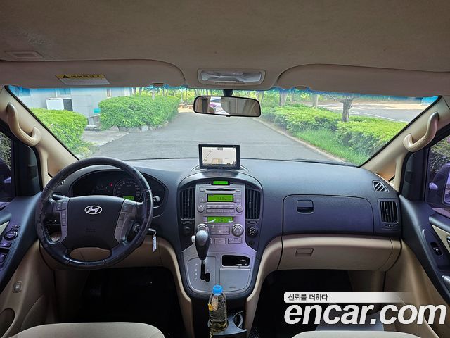 Hyundai Starex 2011 — photo 7