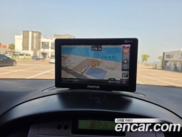 Hyundai Starex 2011 — photo 13
