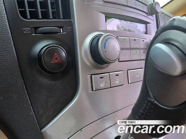 Hyundai Starex 2011 — photo 15
