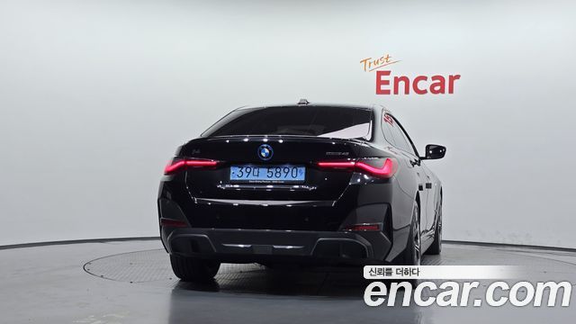 BMW i4 2023 — photo 4