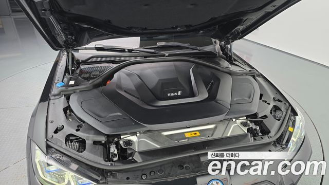 BMW i4 2023 — photo 6