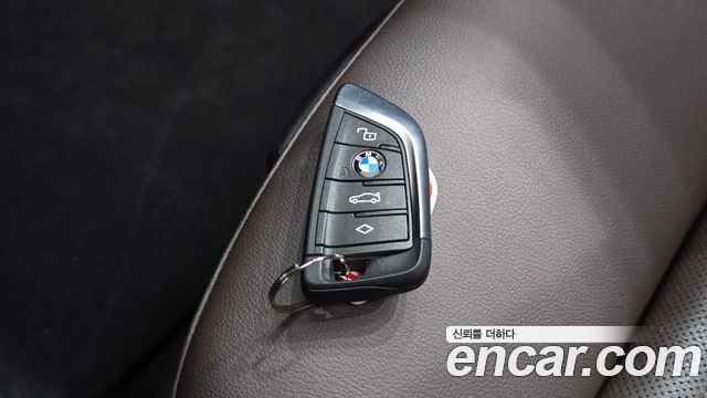 BMW i4 2023 — photo 22