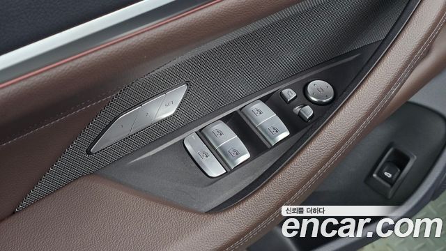 BMW i4 2023 — photo 28