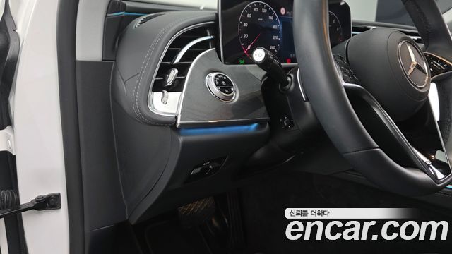 Mercedes-Benz E-Class 2024 — photo 19