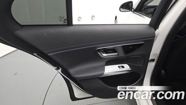 Mercedes-Benz E-Class 2024 — photo 15