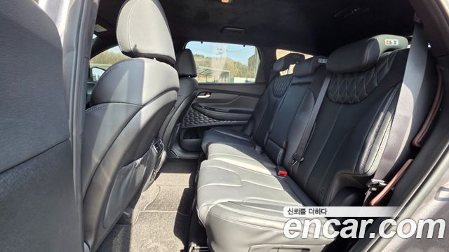 Hyundai Santafe 2022 — photo 15