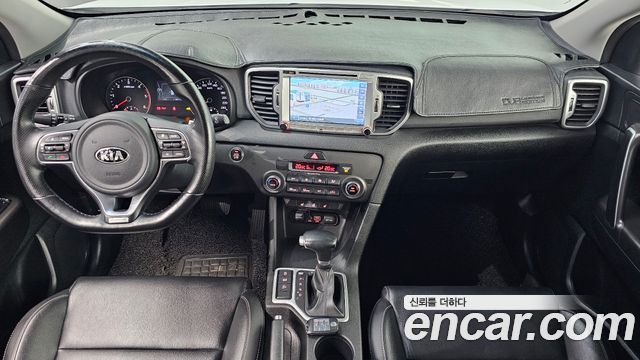 Kia Sportage 2018 — photo 10