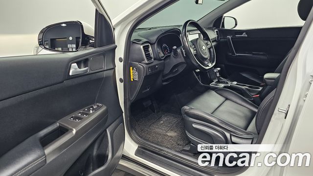 Kia Sportage 2018 — photo 13