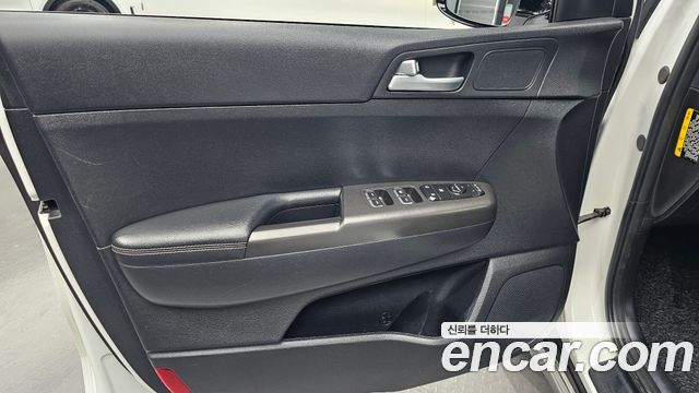 Kia Sportage 2018 — photo 14