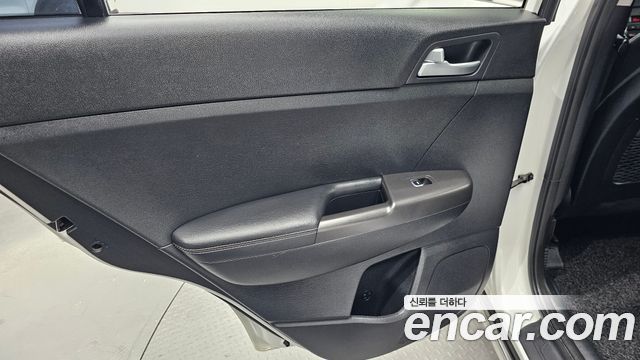 Kia Sportage 2018 — photo 15