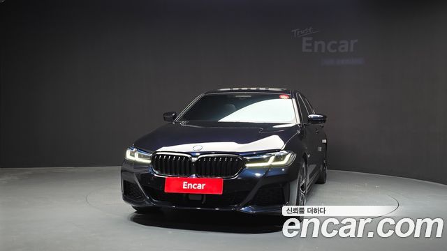 BMW 5-Series 2022 — photo 3