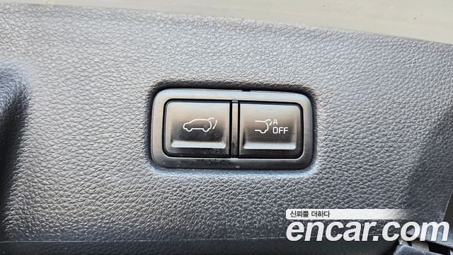 Kia Canival 2023 — photo 25