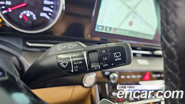 Kia Canival 2023 — photo 27
