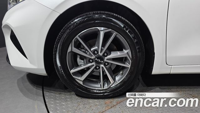 Kia K3 2024 — photo 5