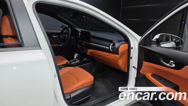 Kia K3 2024 — photo 11