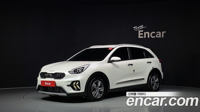 Kia Niro 2022 — photo 1