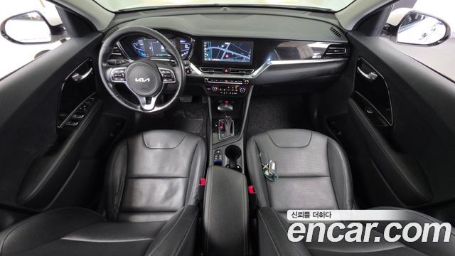 Kia Niro 2022 — photo 10