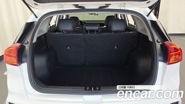 Kia Niro 2022 — photo 26