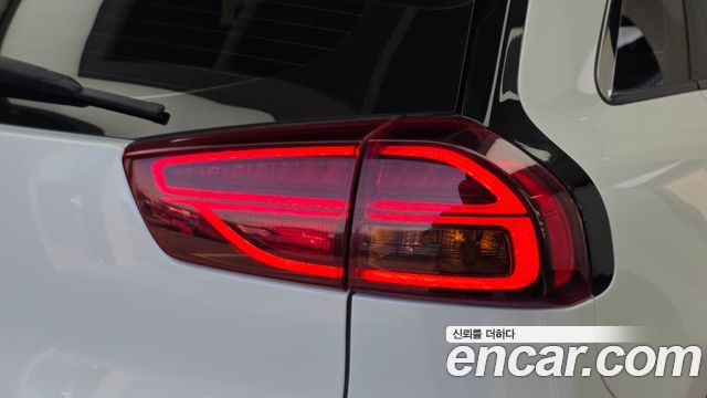 Kia Niro 2022 — photo 9