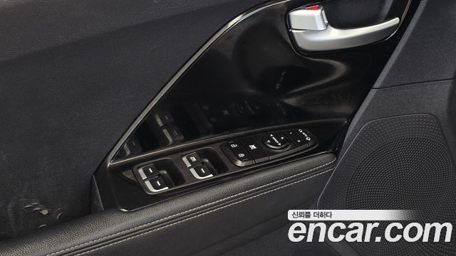 Kia Niro 2022 — photo 30