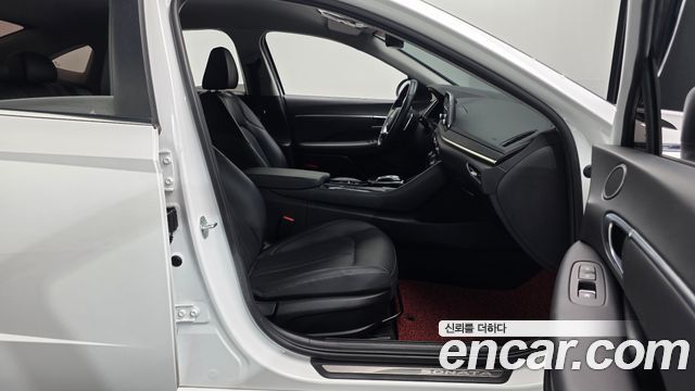 Hyundai Sonata 2021 — photo 11