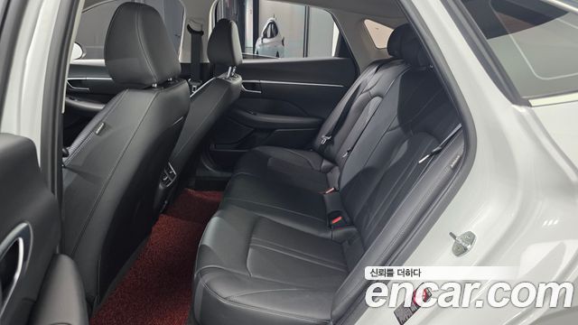 Hyundai Sonata 2021 — photo 12