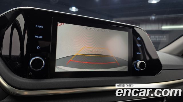 Hyundai Sonata 2021 — photo 13