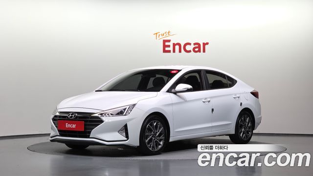Hyundai AVANTE 2019 — photo 1