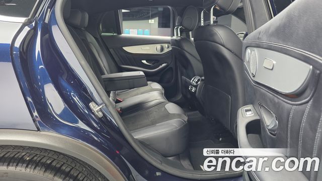 Mercedes-Benz GLC-Class 2018 — photo 12