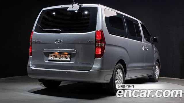 Hyundai Starex 2018 — photo 2