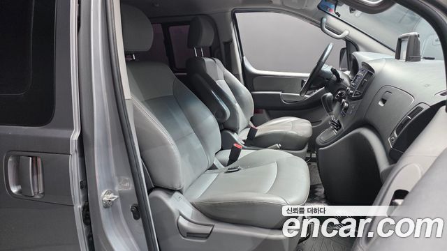 Hyundai Starex 2018 — photo 11