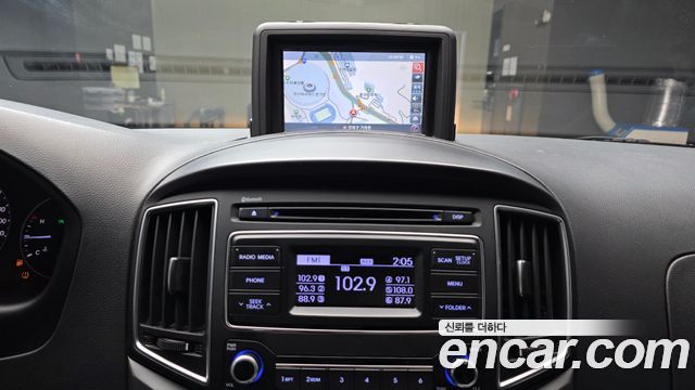 Hyundai Starex 2018 — photo 14