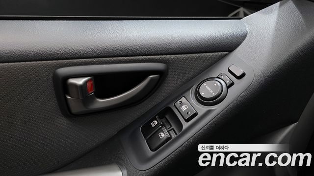Hyundai Starex 2018 — photo 19