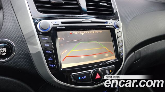 Hyundai Accent 2012 — photo 20