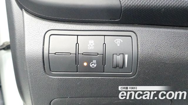 Hyundai Accent 2012 — photo 24